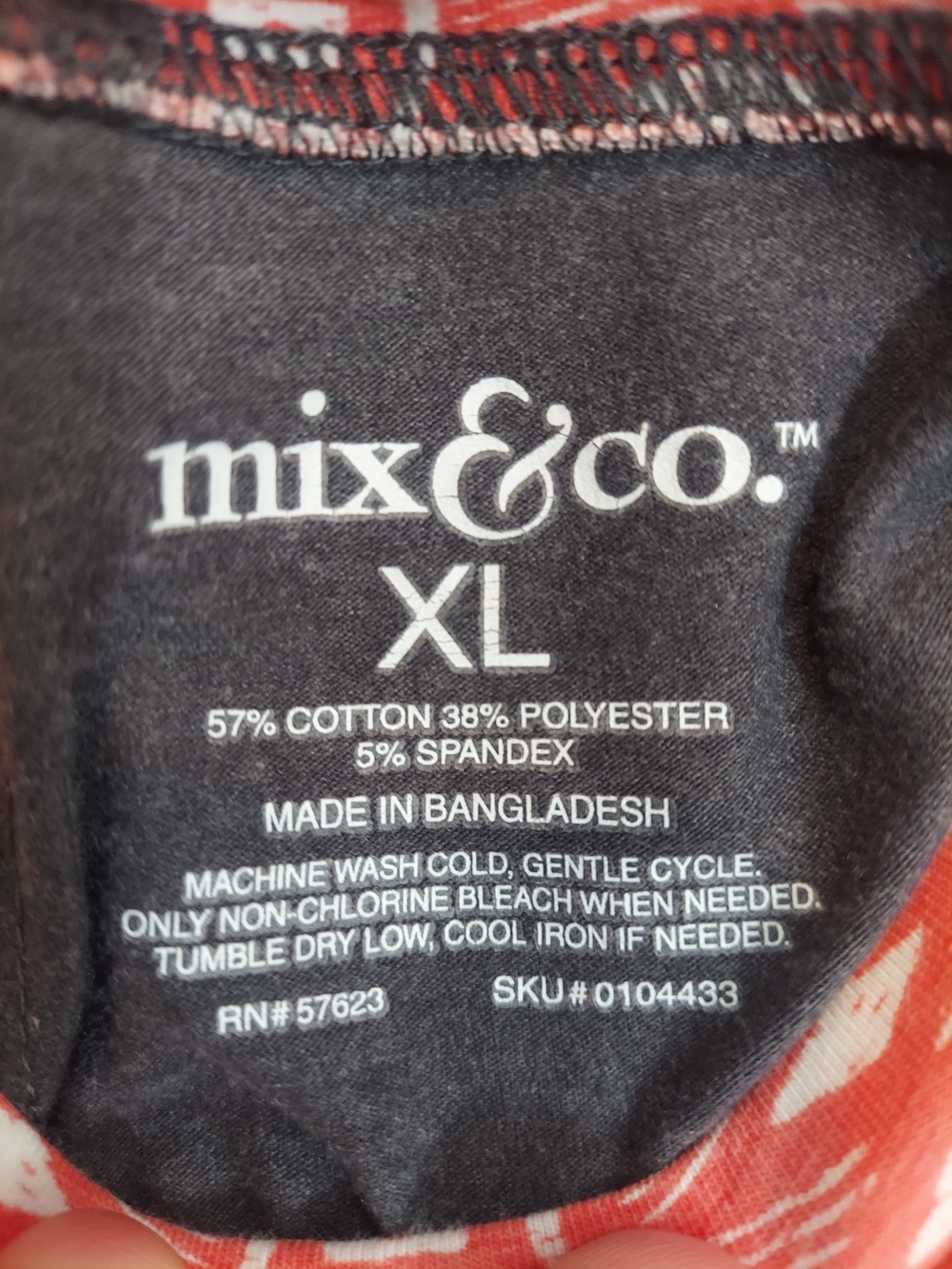 Mix & Co Women's Capri Leggings XL Gray with Coral Printed Waistband - Picture 3 of 8